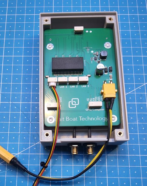 BBT Core WAN output connected to the LAN input of the Skydroid GR01